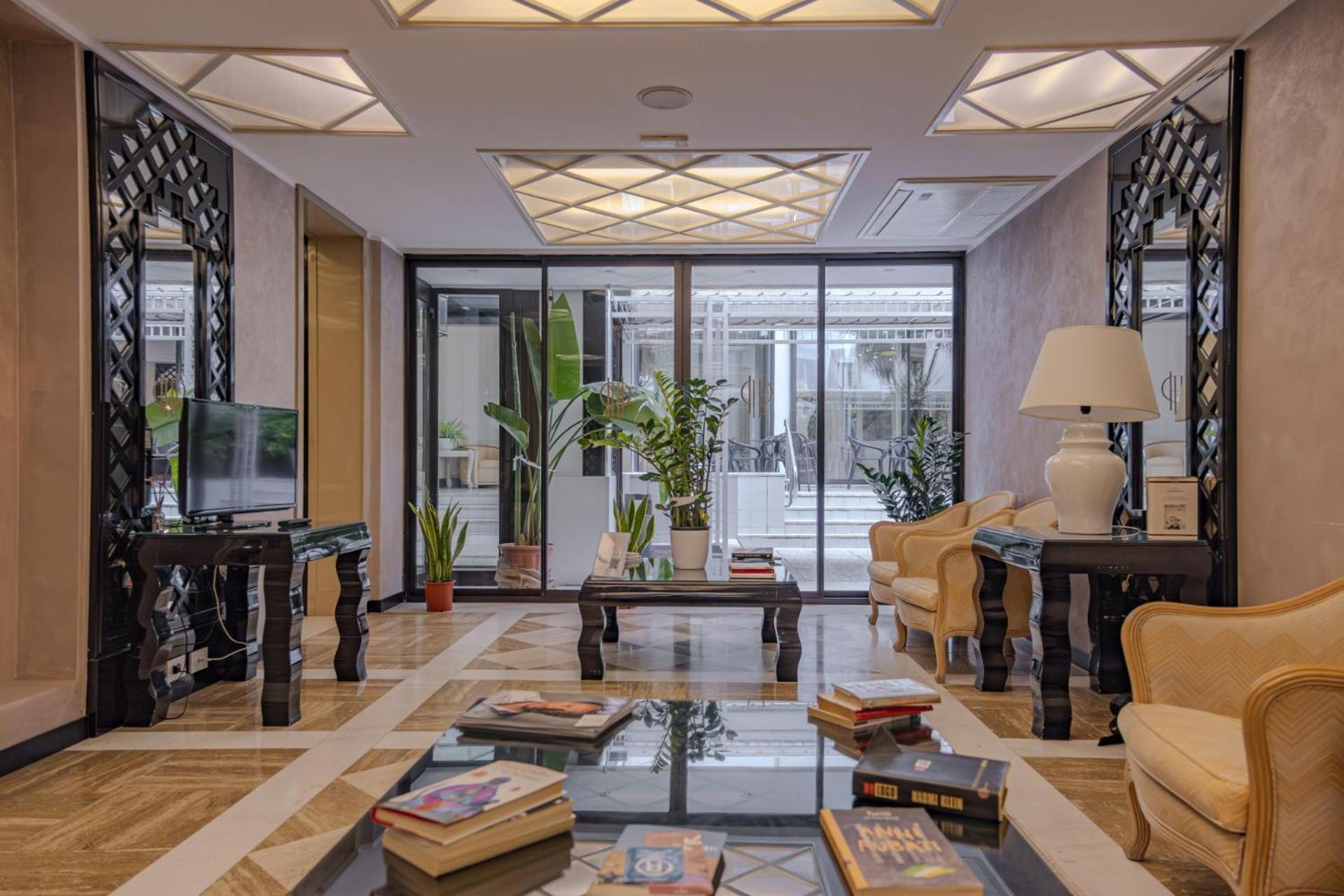 Hotel President - Vintage Hotel In Centro Riccione Exterior photo