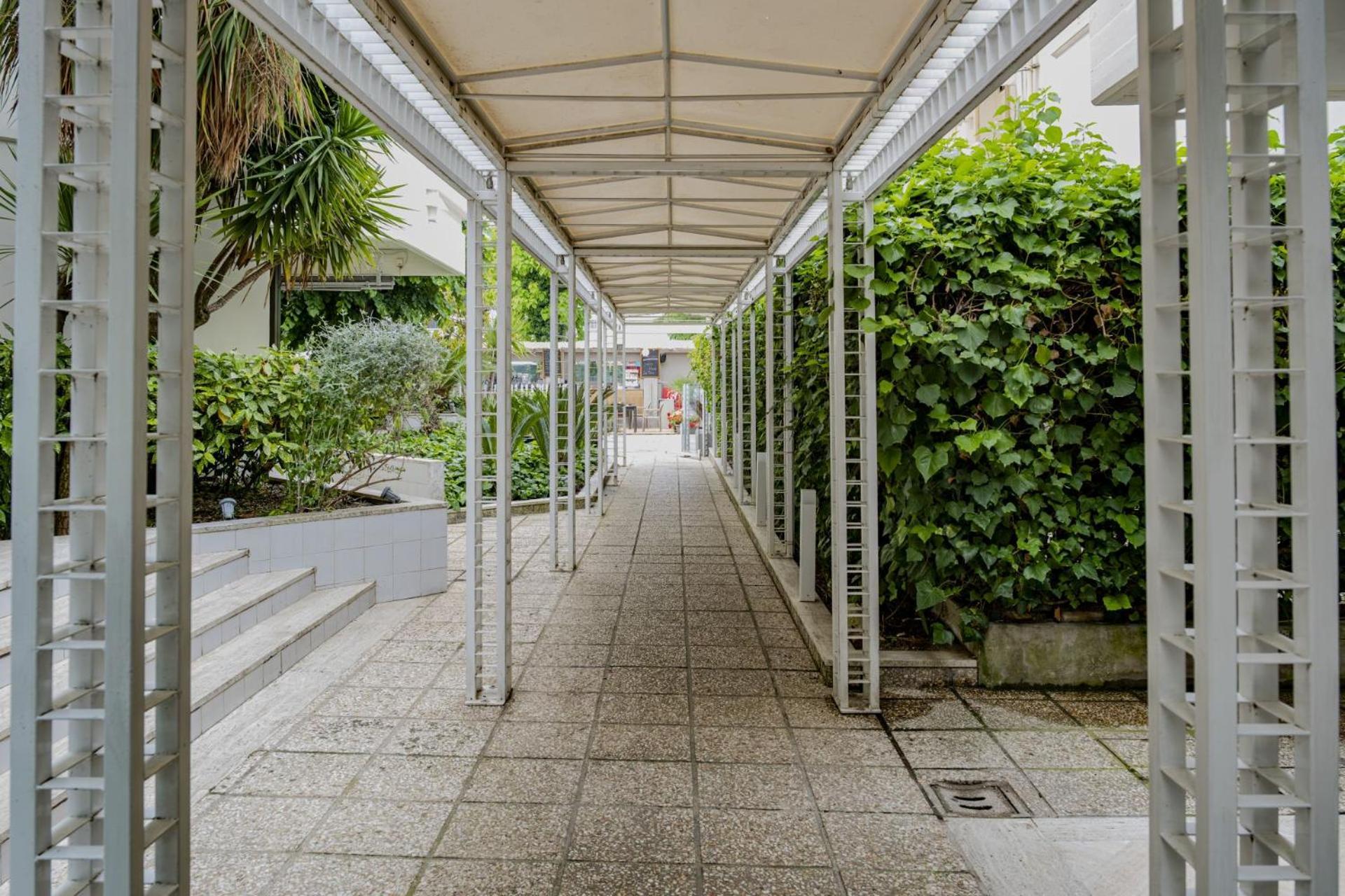 Hotel President - Vintage Hotel In Centro Riccione Exterior photo