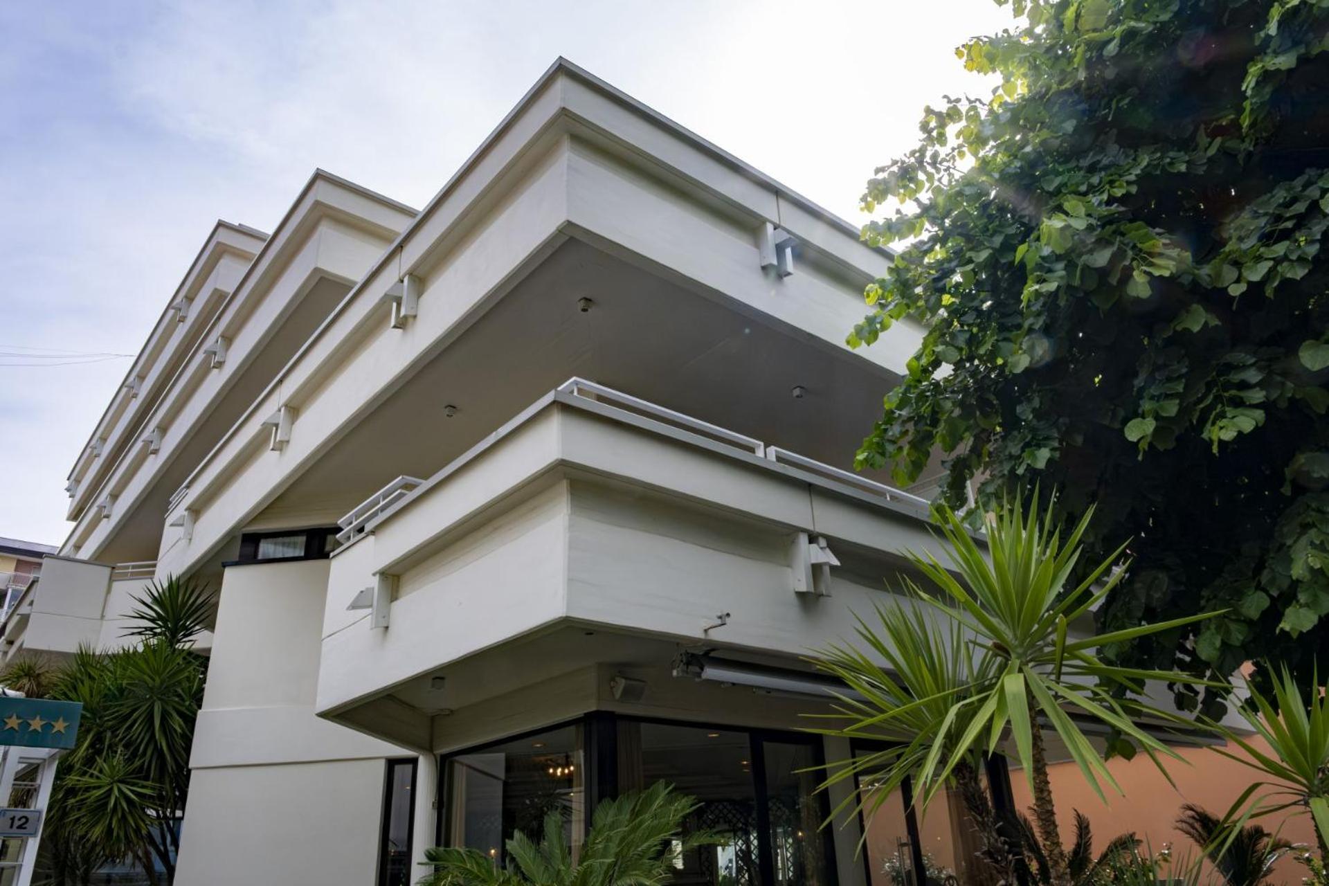 Hotel President - Vintage Hotel In Centro Riccione Exterior photo