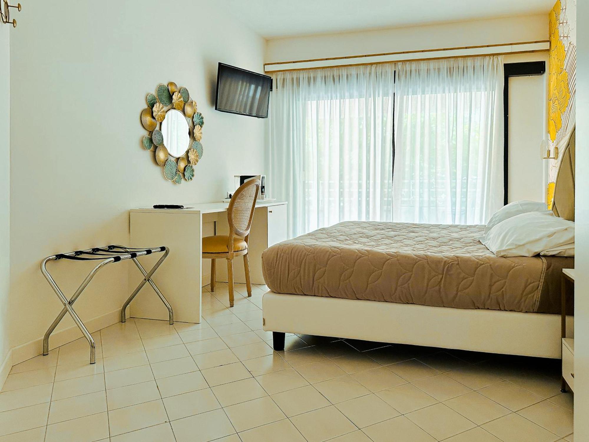 Hotel President - Vintage Hotel In Centro Riccione Exterior photo