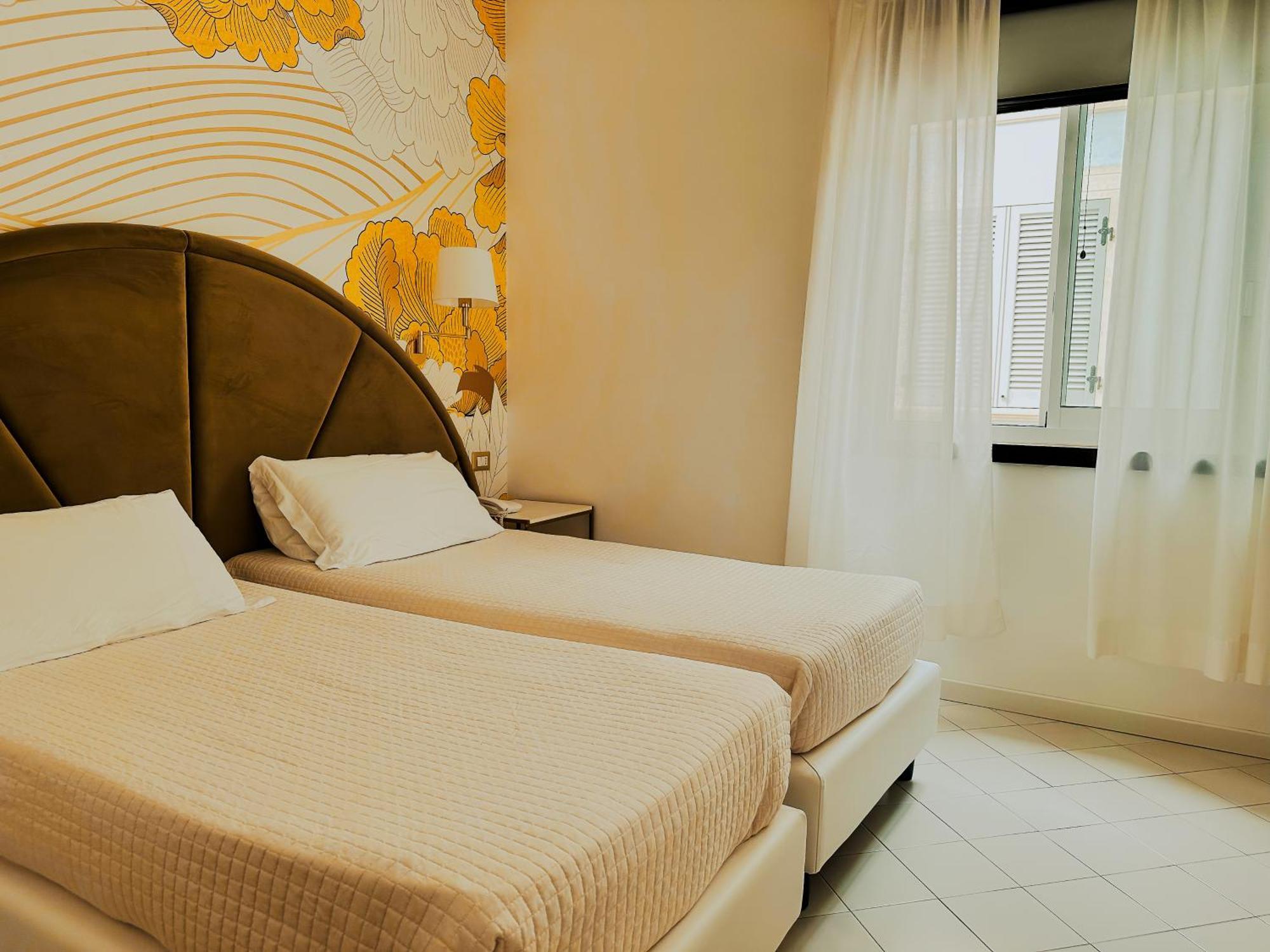 Hotel President - Vintage Hotel In Centro Riccione Exterior photo